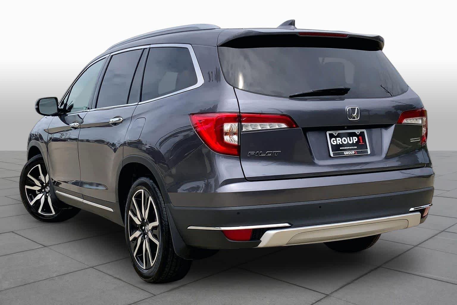 Used 2021 Modern Steel Metallic Honda Touring 7-Passenger image 12