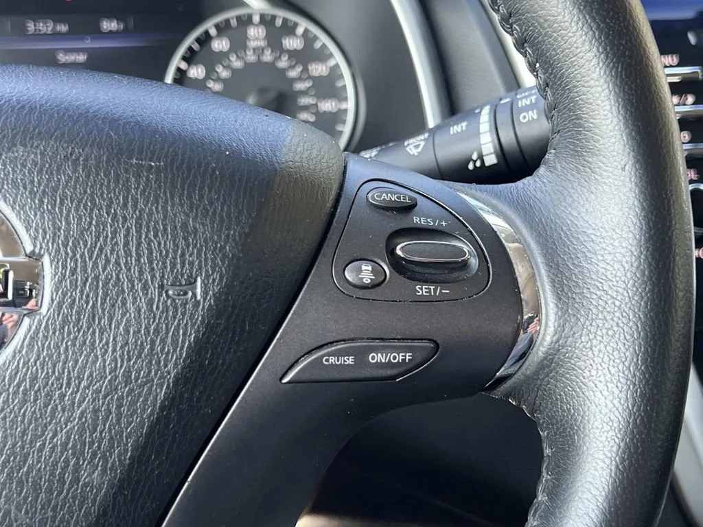 Used 2022 Blue Nissan SV Intelligent AWD image 23