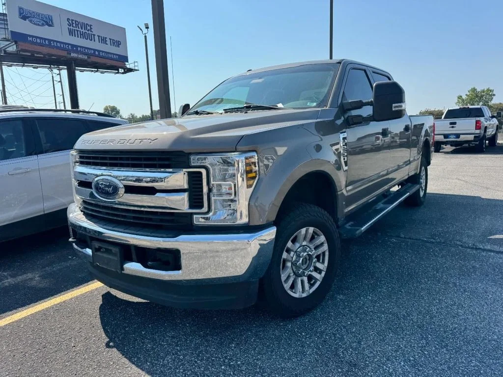 Used 2018 Stone Gray Metallic Ford XLT image 5