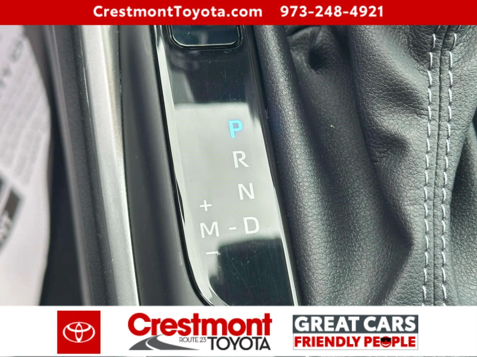 Used 2025 Heavy Metal Toyota XLE image 26