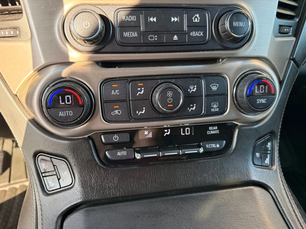 Used 2017 Iridium Metallic GMC Denali image 47