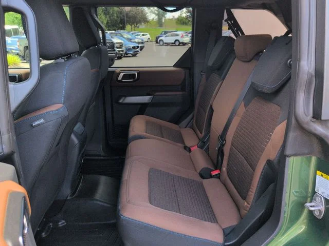 Used 2022 Green Ford Outer Banks image 27