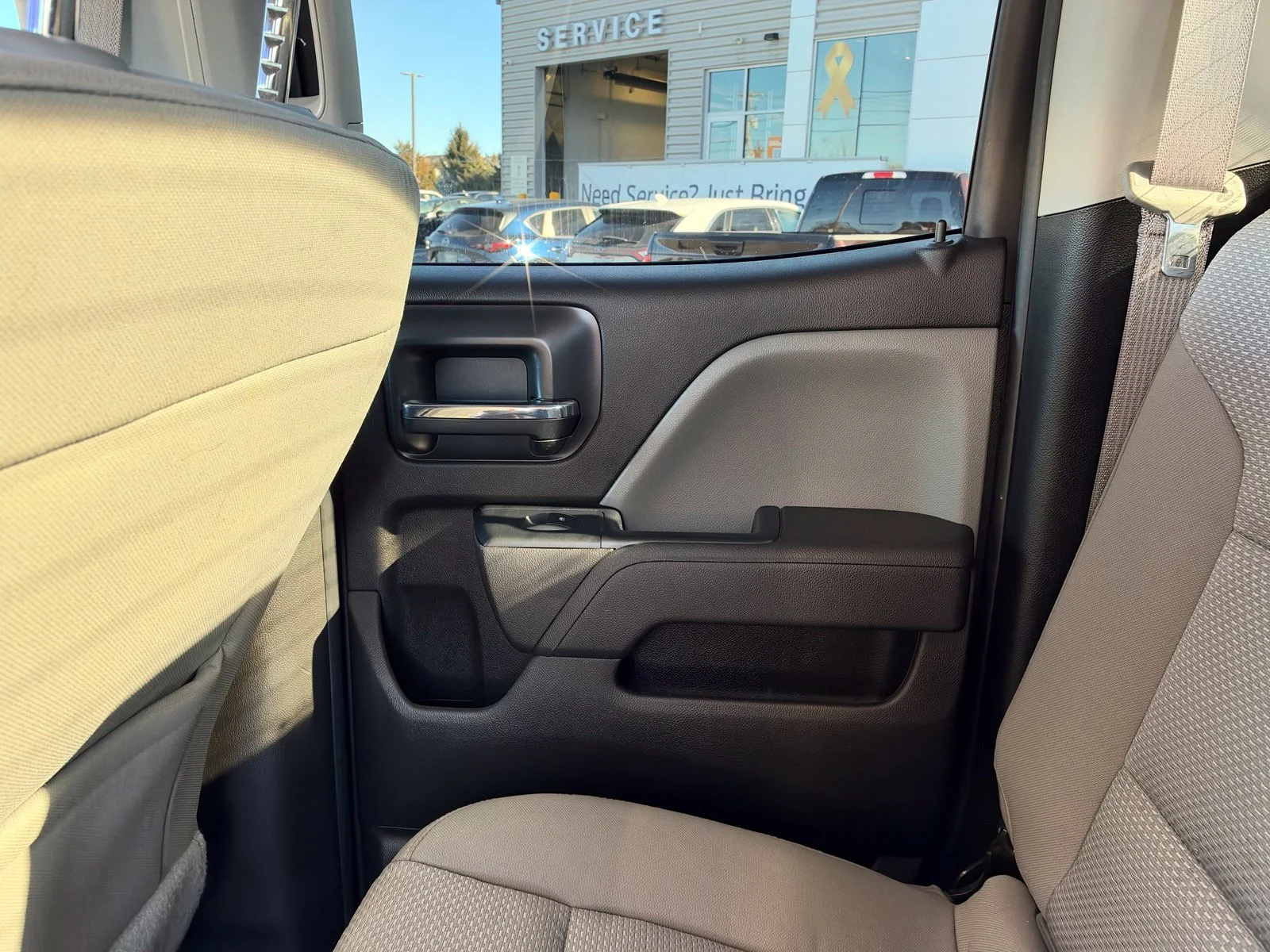 Used 2016 Red Chevrolet Custom image 8