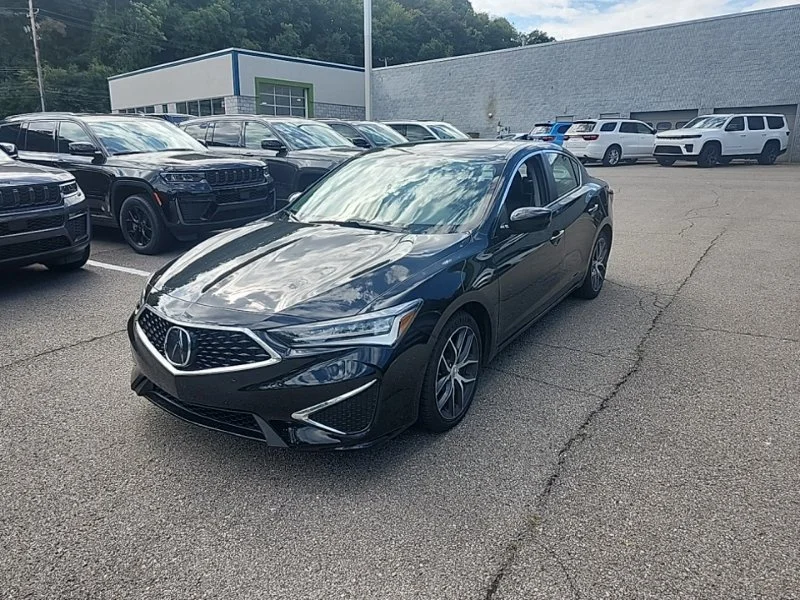 Used 2022  Acura Premium Package image 3