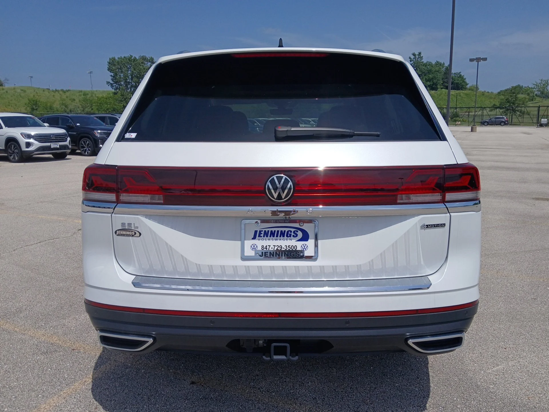 New 2026 Opal White Pearl Volkswagen 2.0T SEL image 28