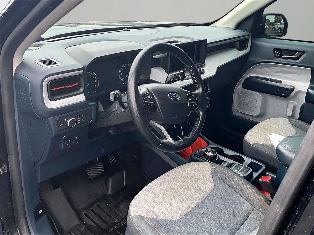 Used 2022 Black Ford XLT image 13