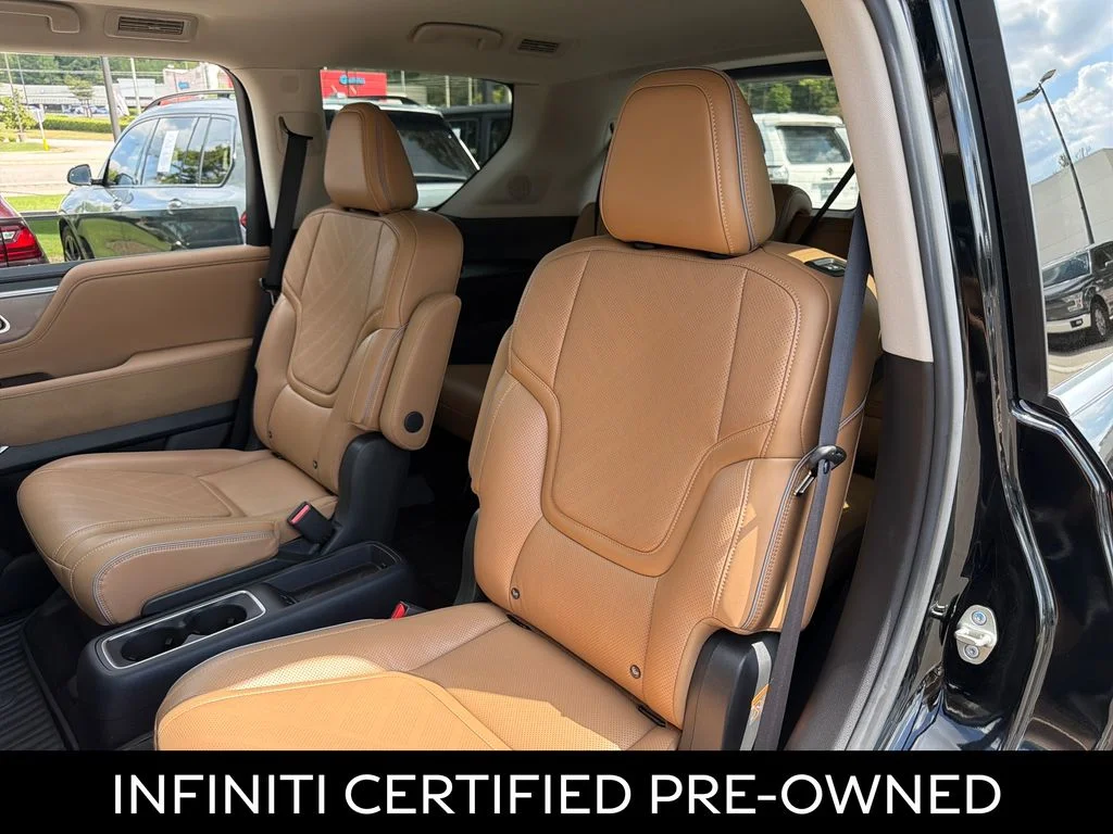 Certified Used 2026 Black Obsidian INFINITI LUXE image 30