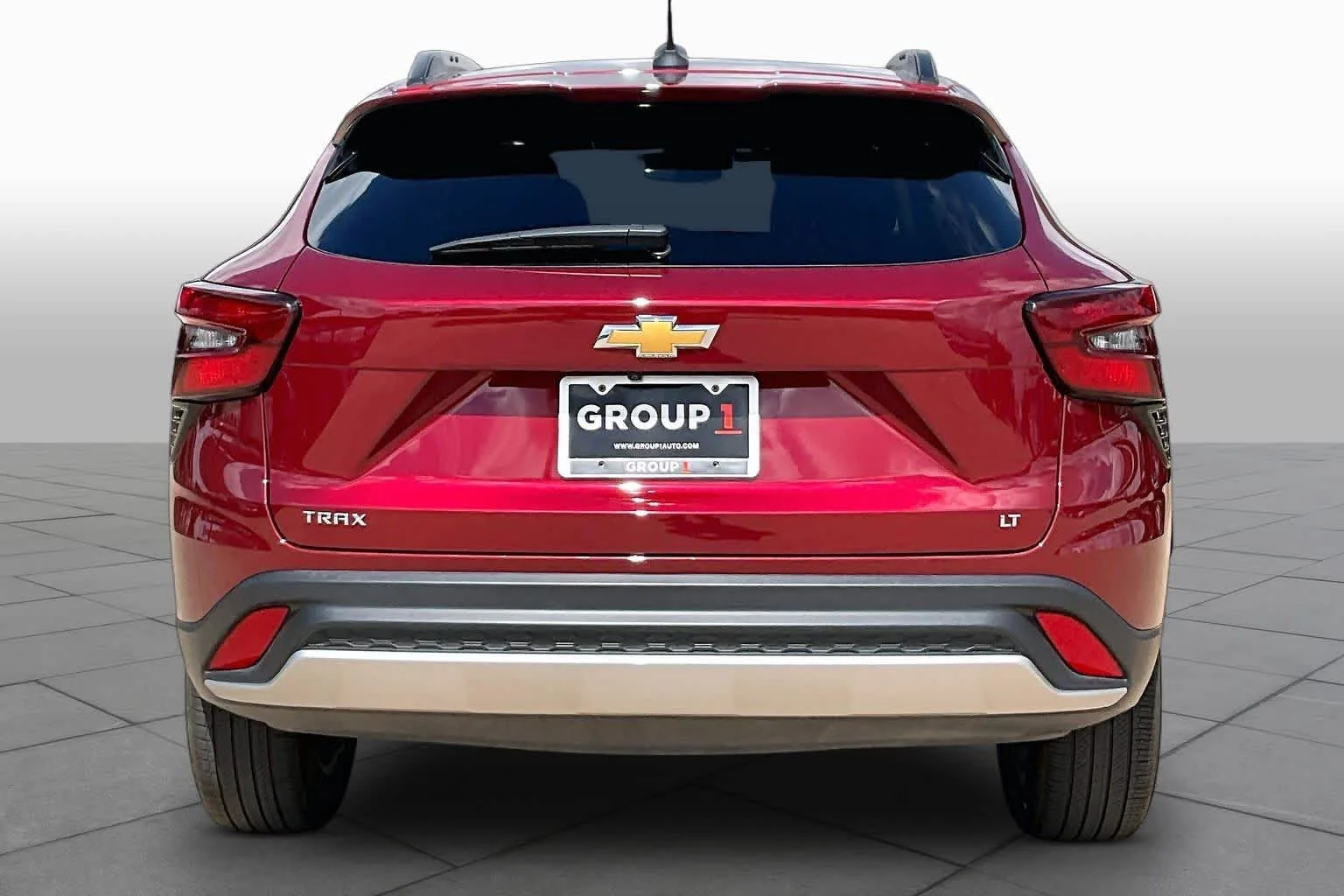 Used 2025 Crimson Metallic Chevrolet LT image 4