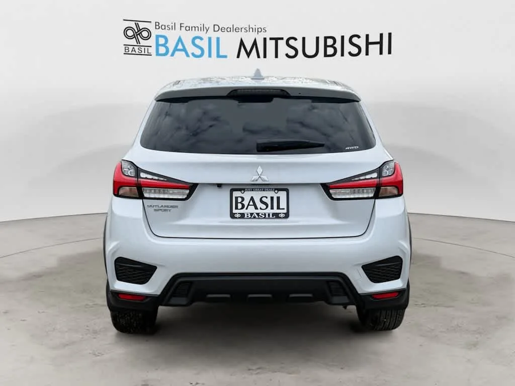 New 2026 White Diamond Mitsubishi ES image 4