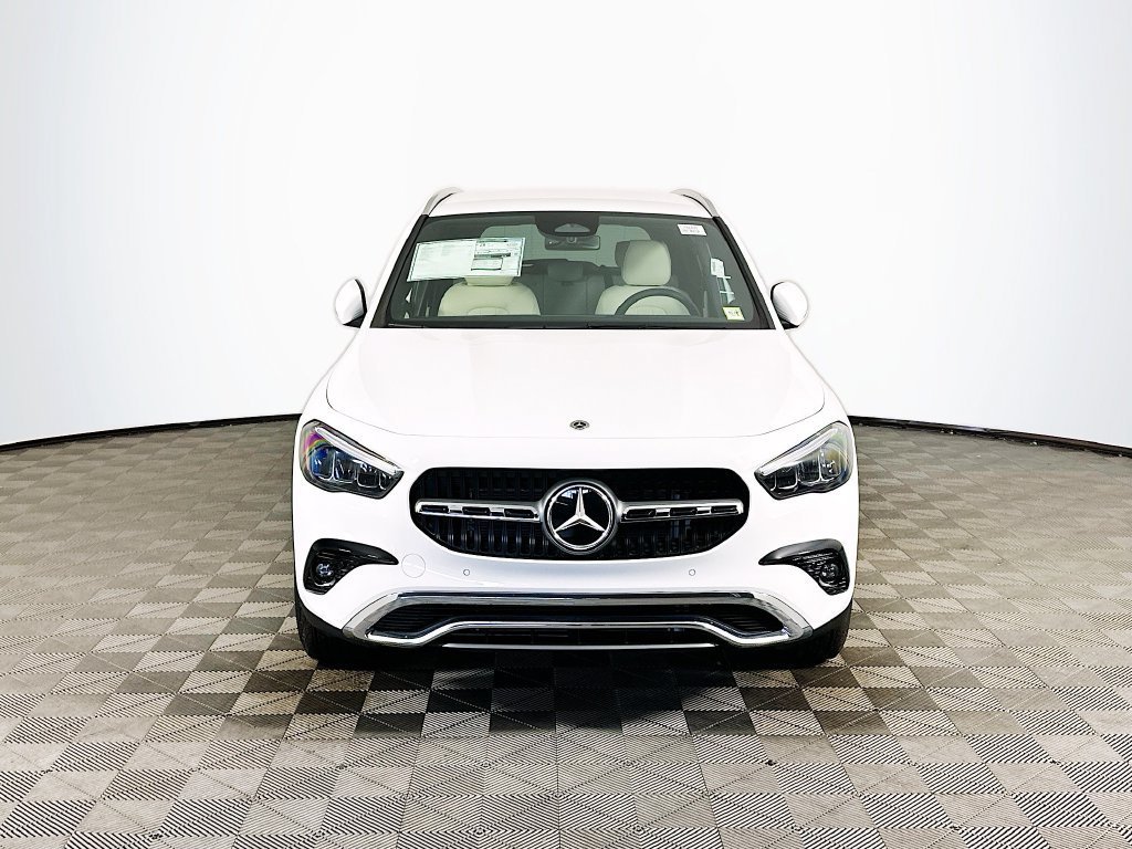 New 2026 Polar White Mercedes-Benz GLA 250 image 32