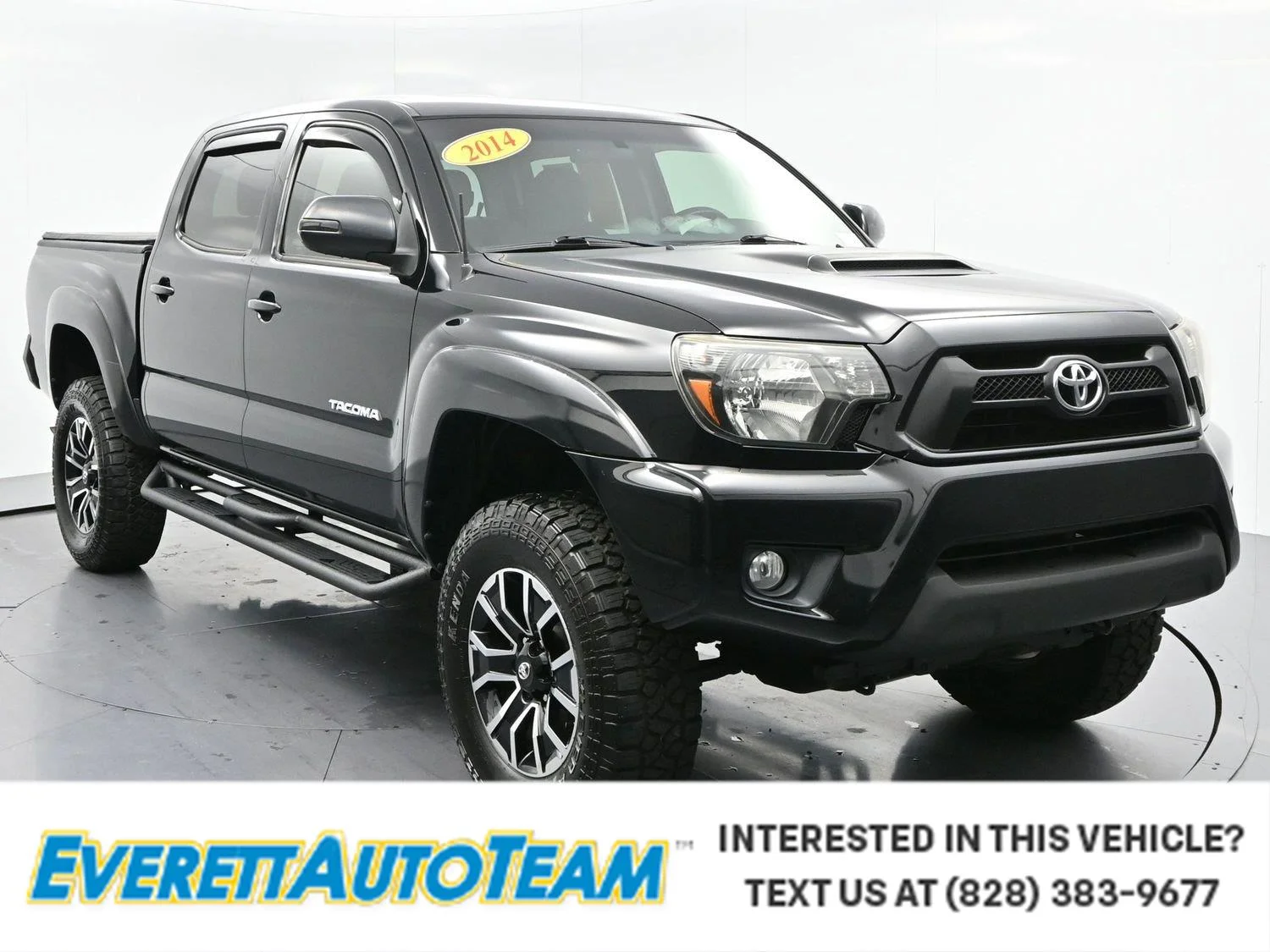 Used 2014 Black Toyota 4WD Double Cab V6 MT (Natl) image 1