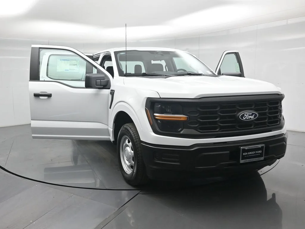 New 2026 Oxford White Ford XL image 28