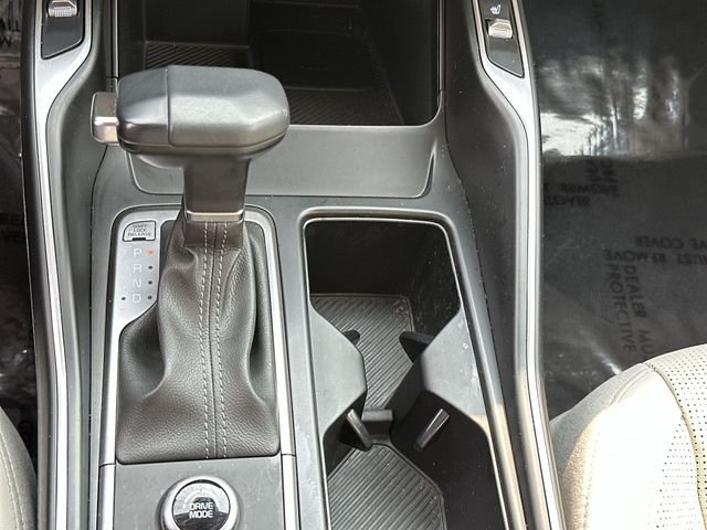 Used 2025 Black Kia EX image 23