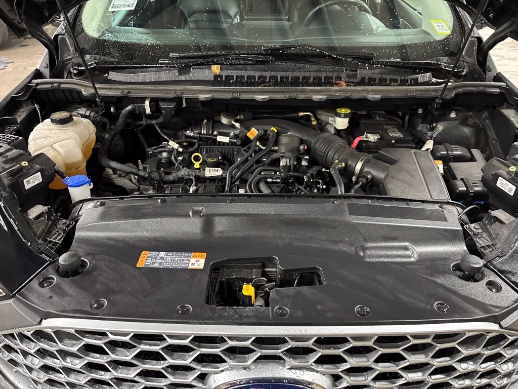 Used 2024 Gray Ford SEL image 12