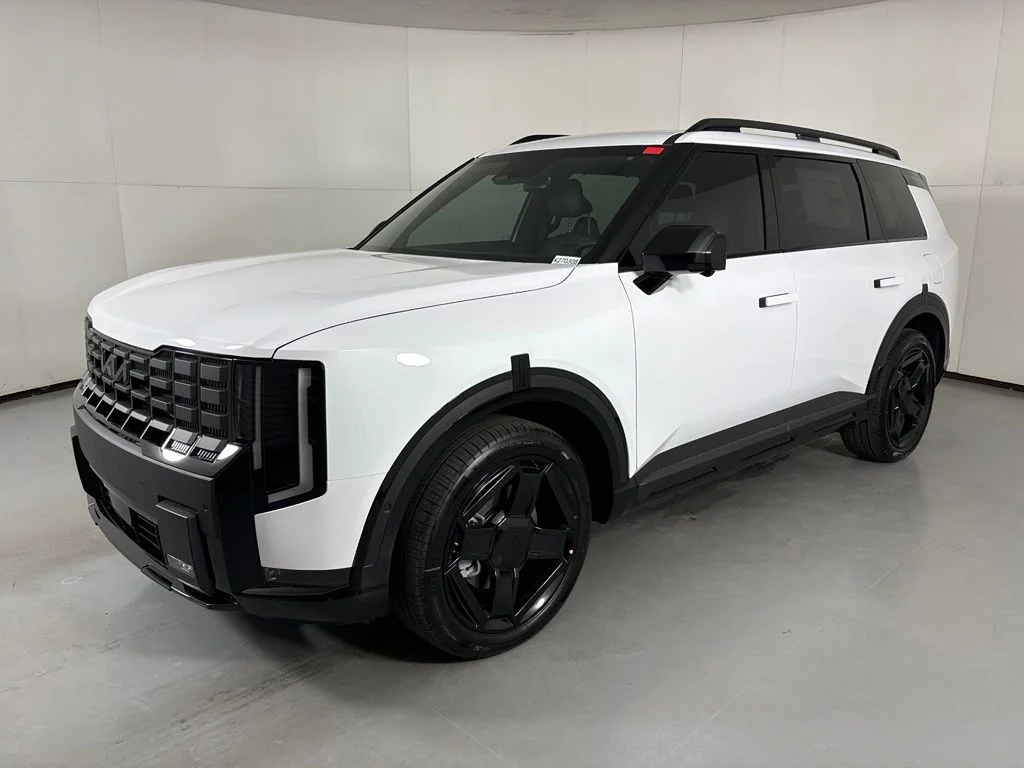 New 2027 Glacial White Pearl Kia X-Line SX image 4