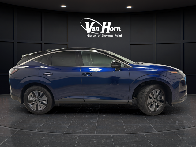 Used 2025 Deep Ocean Blue Pearl/Super Black Nissan SL image 8