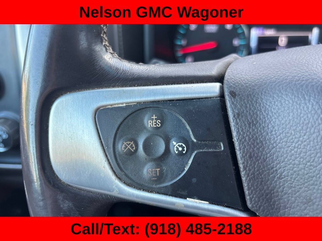 Used 2017 CRIMSON RED TINTCOAT GMC SLT image 13