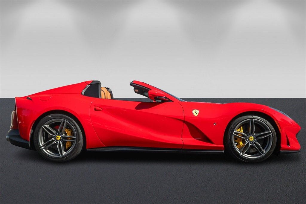 2022 Ferrari 812 GTS Base photo 4