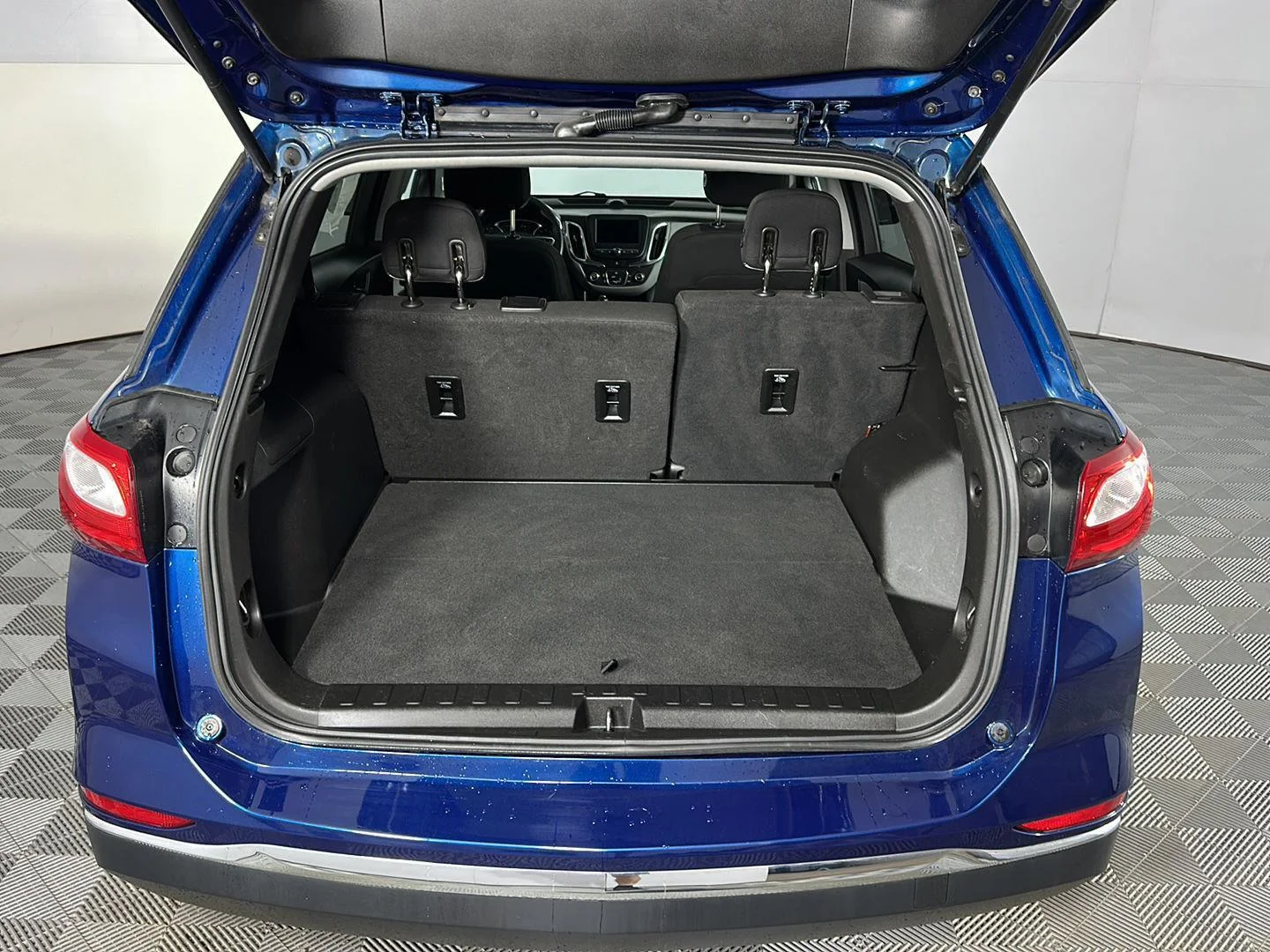 Used 2019 Pacific Blue Metallic Chevrolet LT image 22