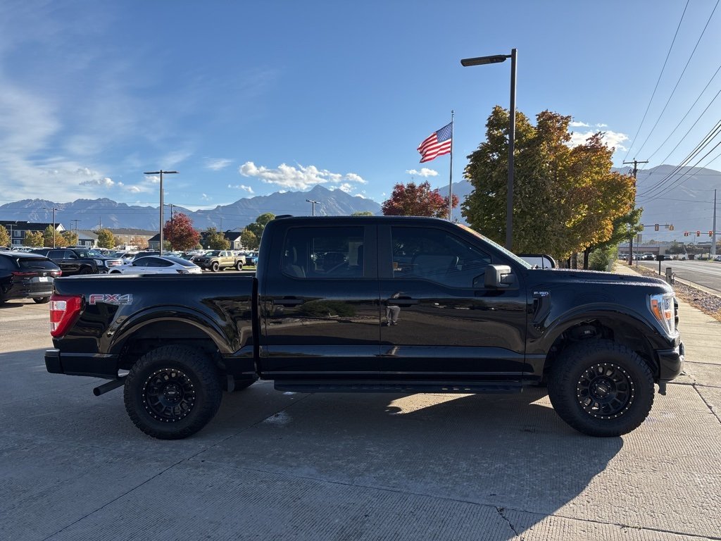 2021 Ford F-150 XL photo 3