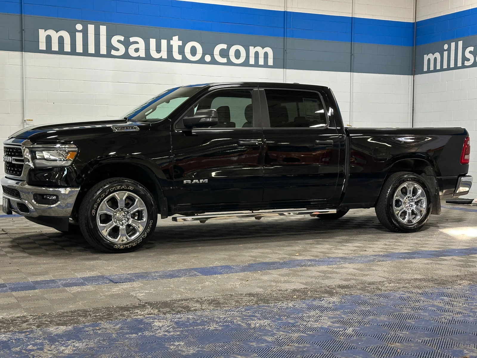 Used 2023 RAM Ram 1500 Pickup Big Horn/Lone Star with VIN 1C6SRFMTXPN522340 for sale in Baxter, Minnesota