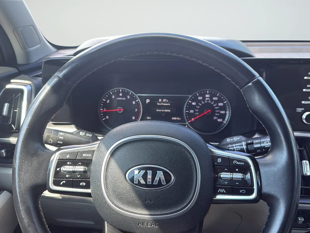 Certified Used 2021 Gray Kia S image 22