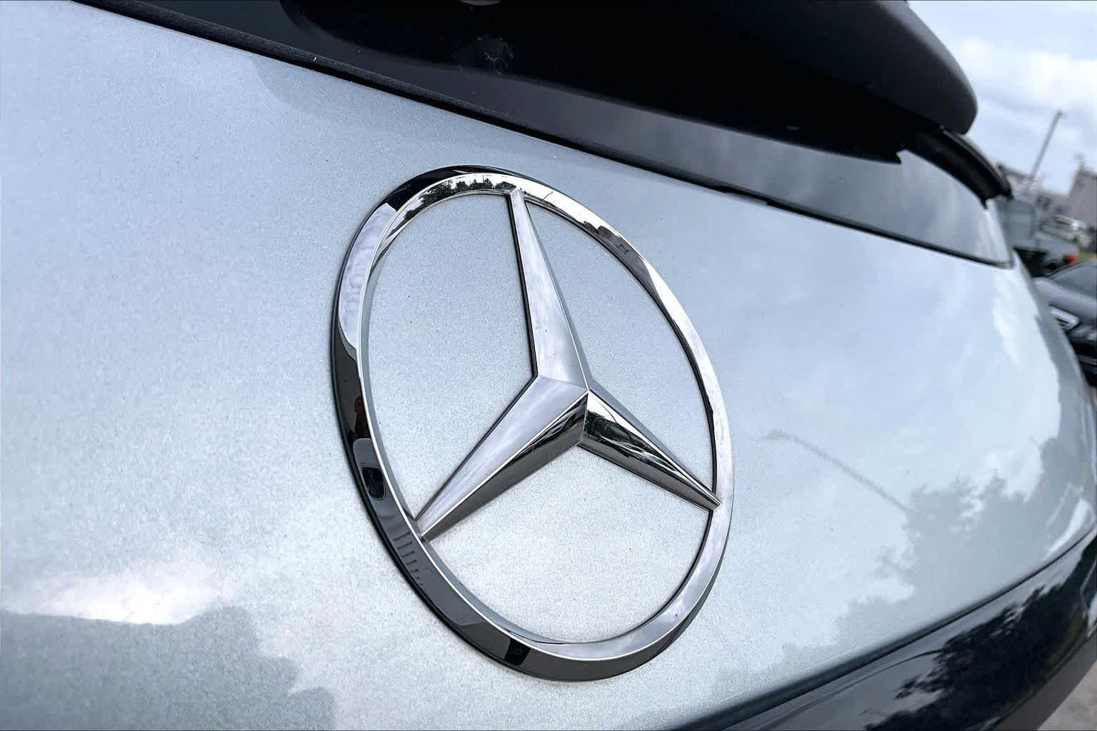 Certified Used 2023 Cirrus Silver Metallic Mercedes-Benz GLC 300 image 30