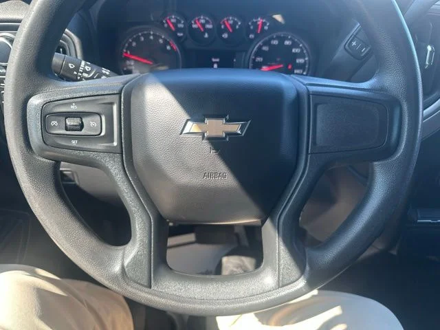 Used 2022 Red Chevrolet Custom image 29