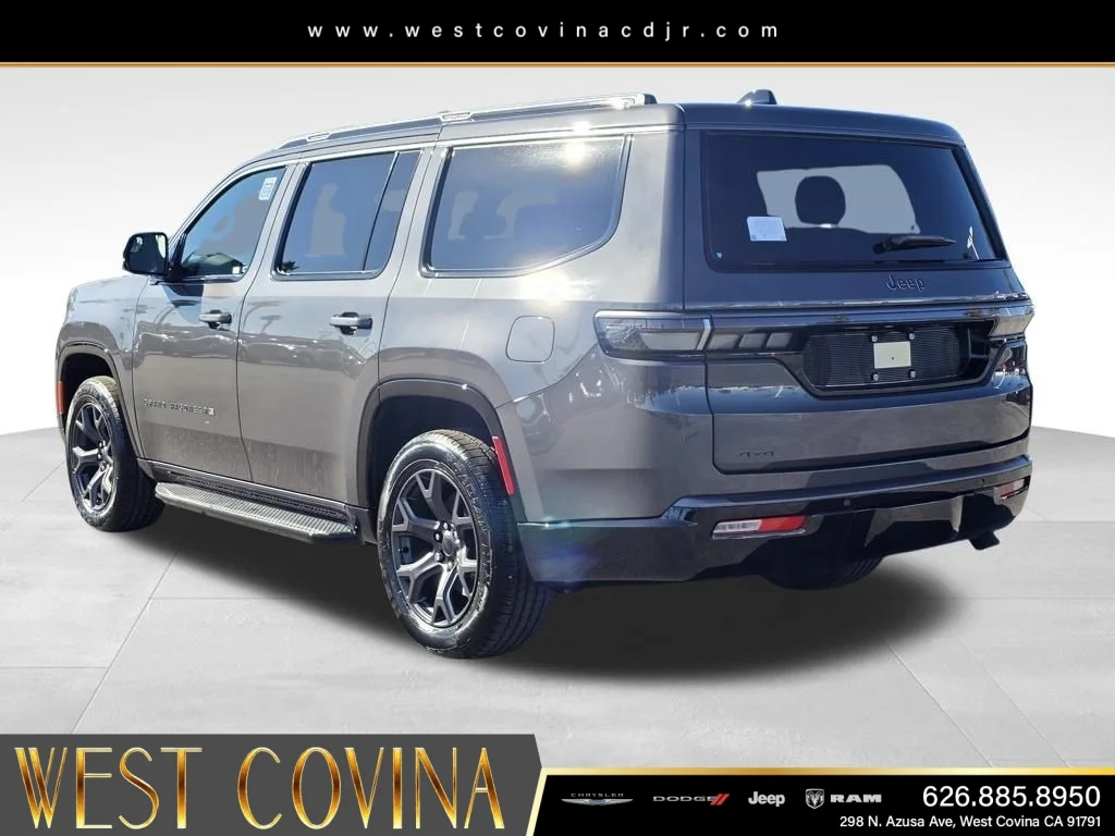 New 2026 Baltic-Gray Metallic Clear-Coat Exterior Paint Jeep Limited Altitude image 7