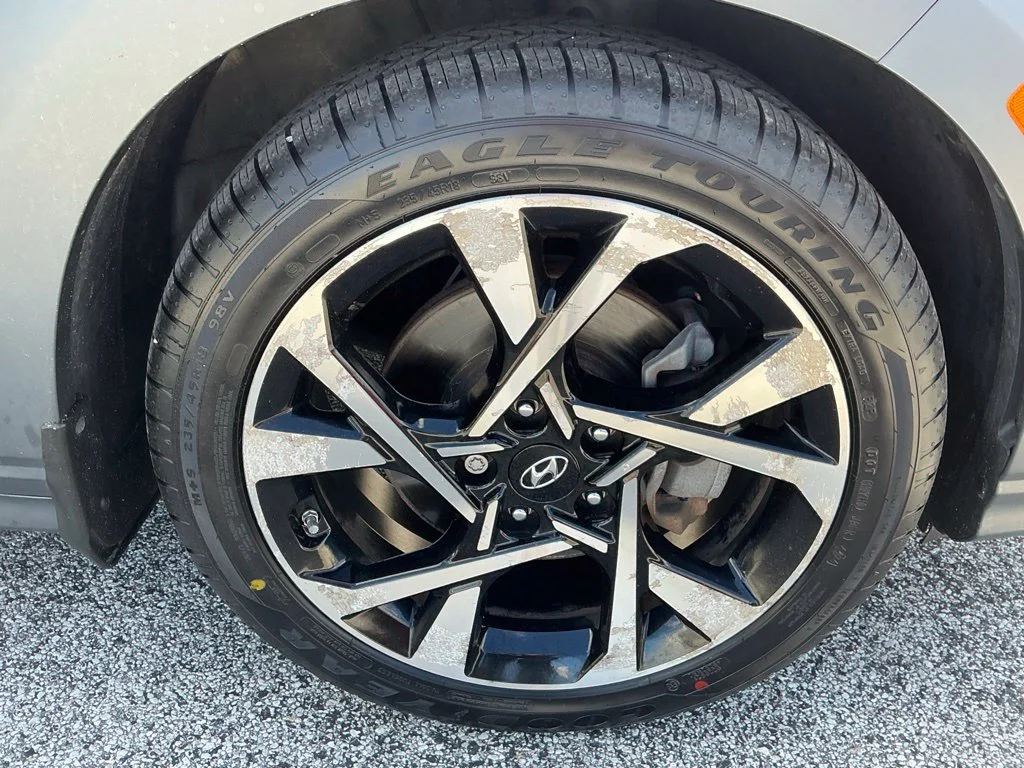 Used 2022 Blue Hyundai Limited image 12