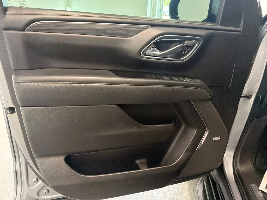 Used 2021 Gray GMC SLT image 14