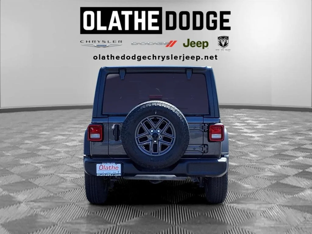 Certified Used 2025 Gray Jeep Sport S image 26