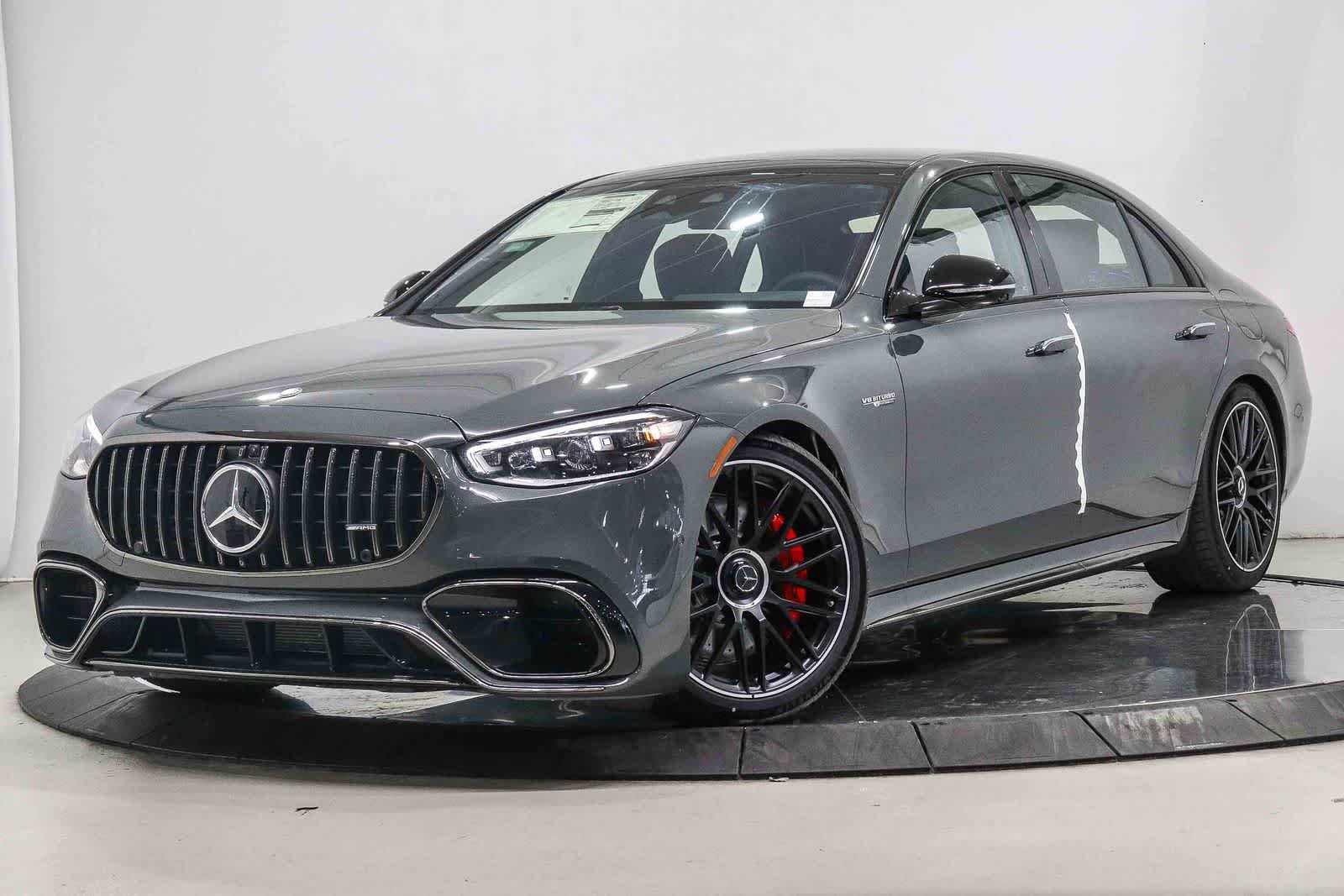 2026 Mercedes-Benz S-Class AMG S 63 E-Performance's photo