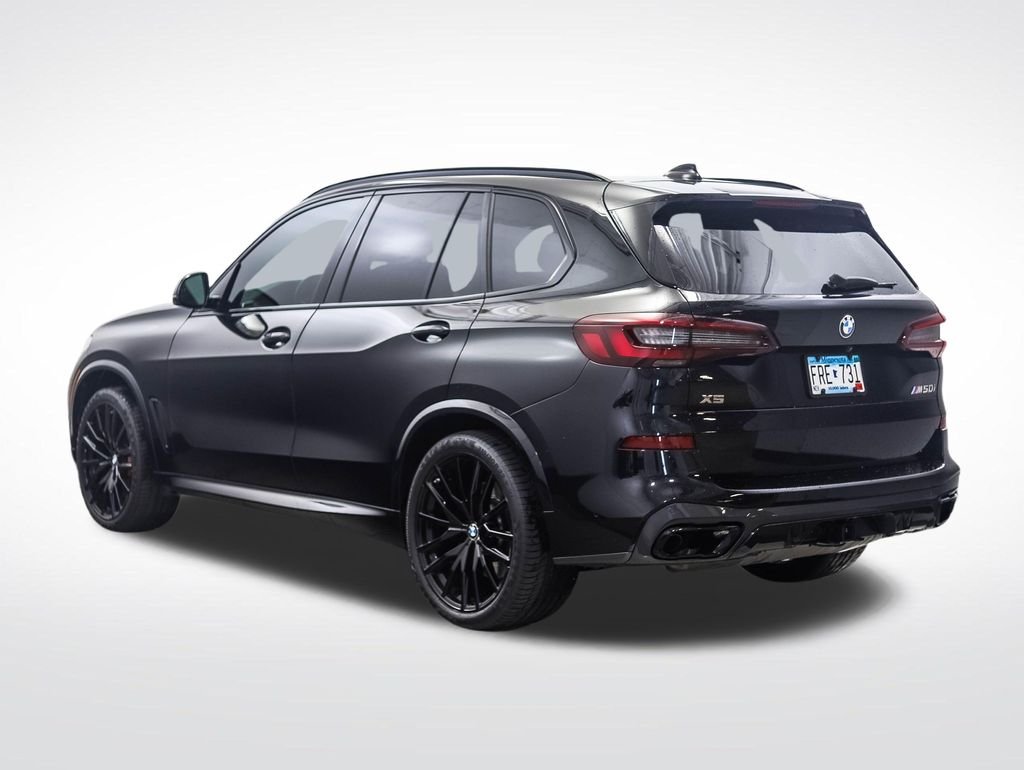 Used 2021 Black Sapphire Metallic BMW M50i image 3