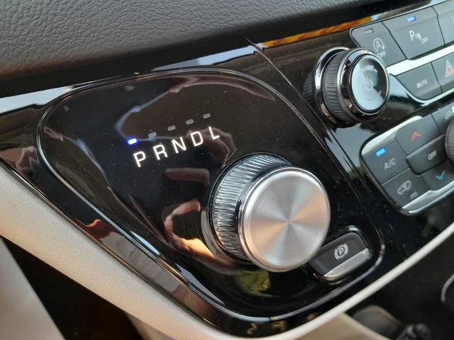 2023 Chrysler Pacifica Touring L - Photo 25
