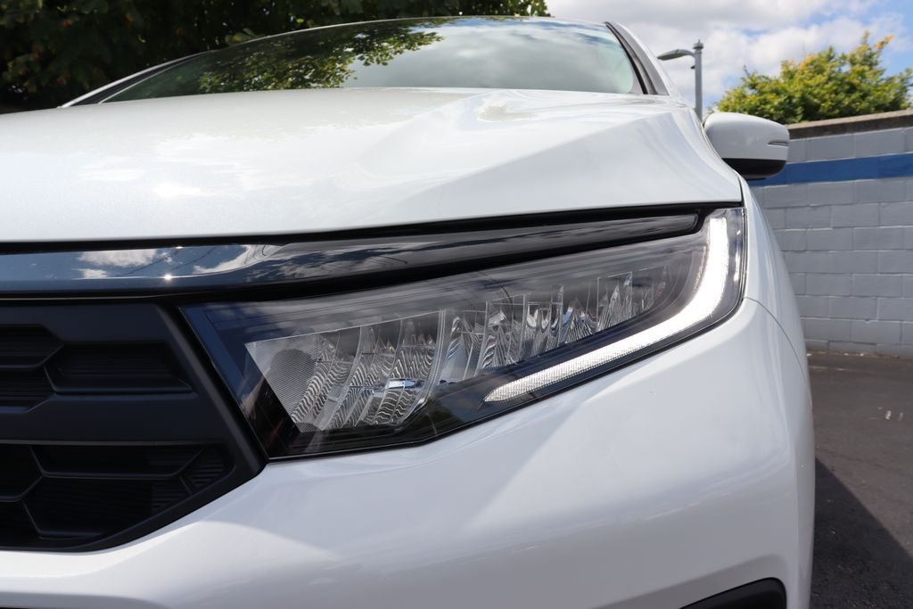 New 2026 Platinum White Pearl Honda EX-L image 9