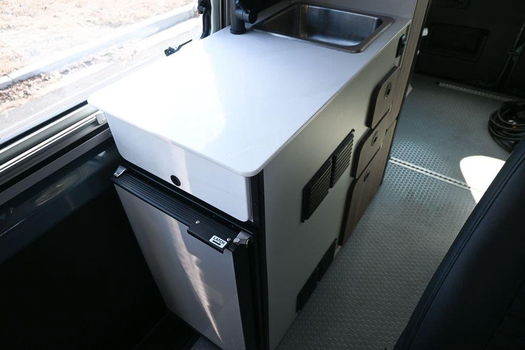 Used 2025 Blue Grey Tiffin  image 22