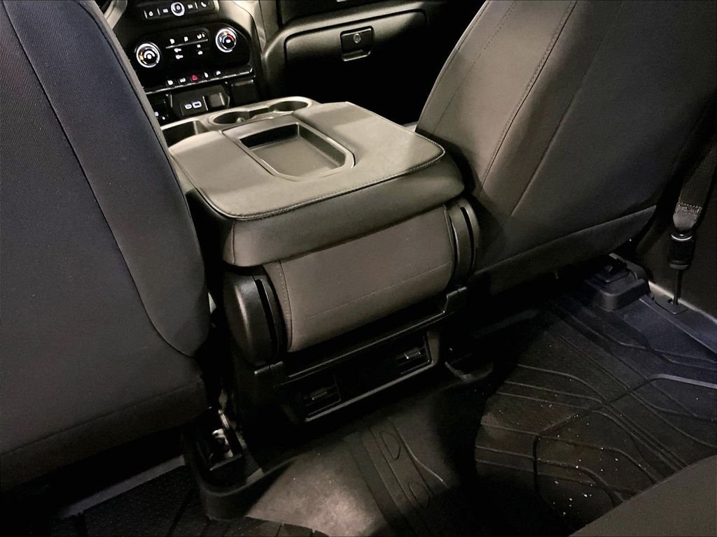 Used 2022 Black Chevrolet Custom image 28