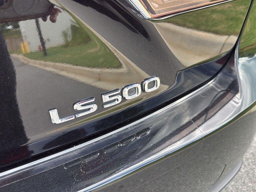 Used 2018 Obsidian Lexus LS 500 image 5
