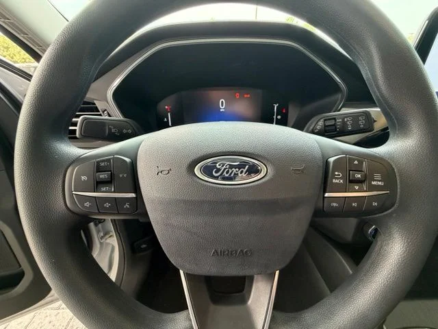 Used 2025 Oxford White Ford Active image 10