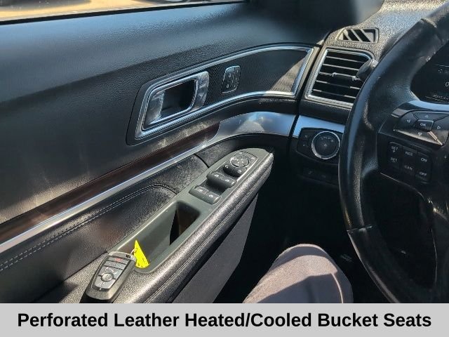 Used 2018 Shadow Black Ford Limited image 11