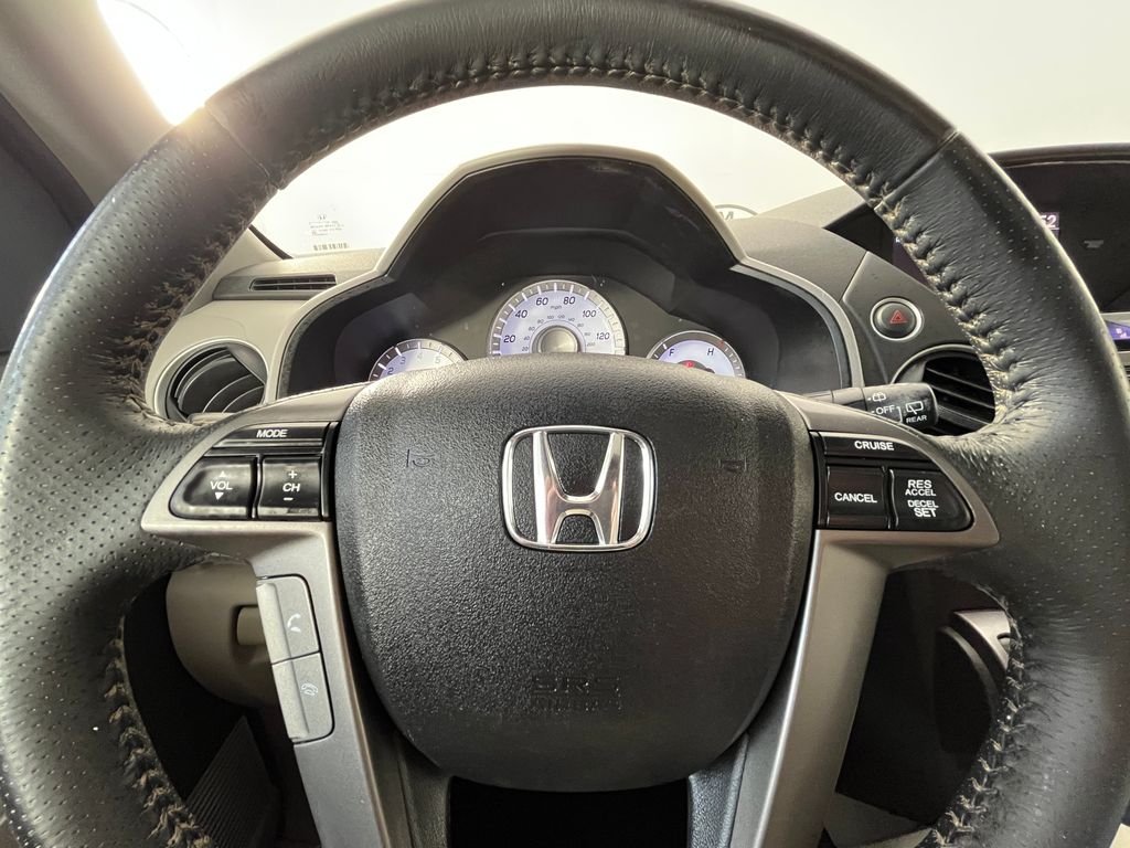 Used 2014 Black Honda EX-L image 9