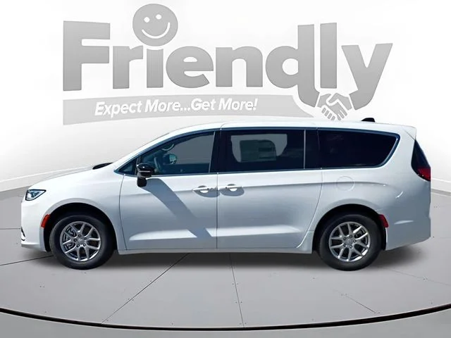 Used 2026 White Chrysler Select image 9