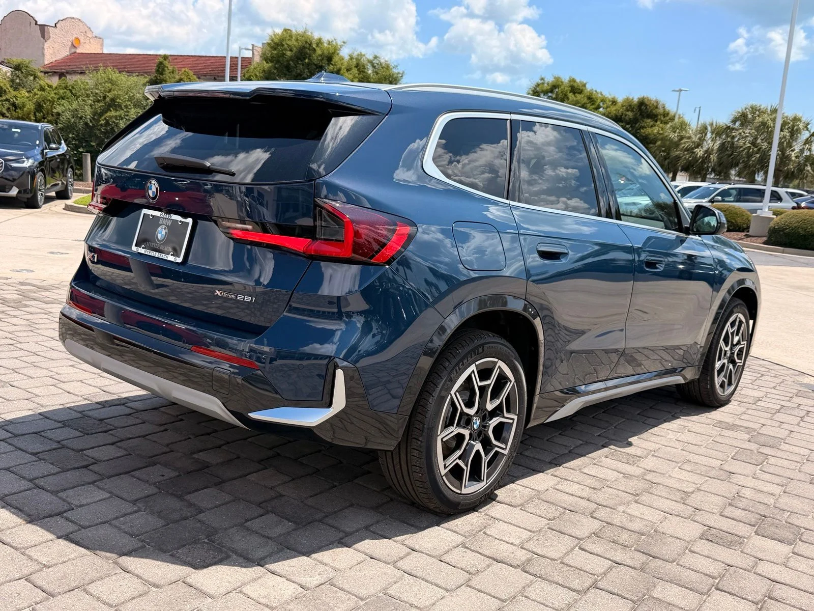 New 2026 Night Dusk Blue Metallic BMW xDrive28i image 9
