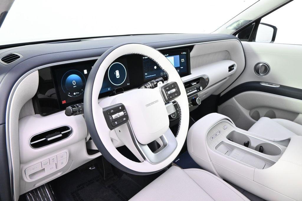 New 2026 Abyss Black Hyundai Calligraphy AWD image 11