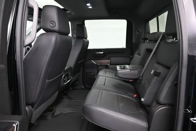 Used 2023 Onyx Black GMC Denali image 22