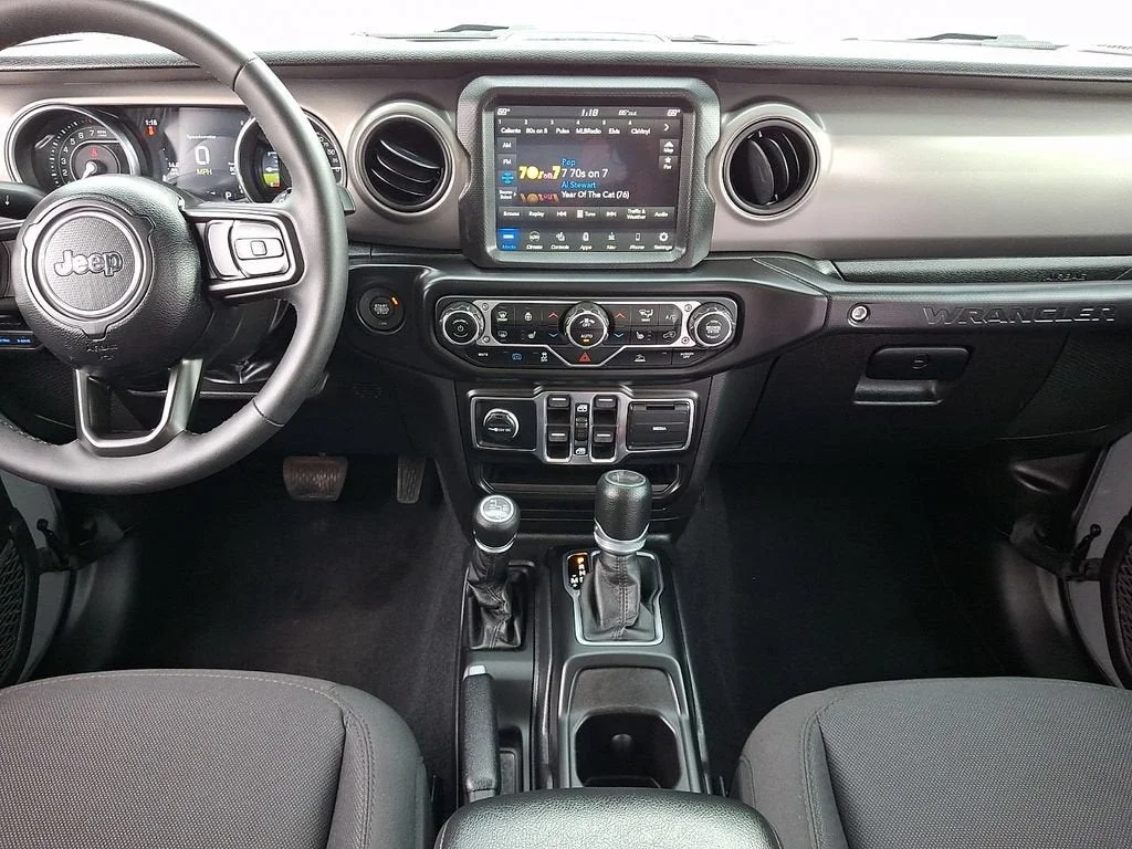 Used 2023 Gray Jeep 4x4 image 51
