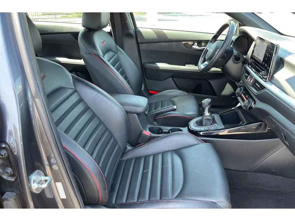 Used 2022 Gravity Gray Kia GT image 19