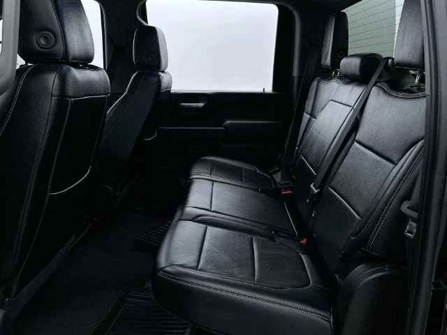 Used 2021 Black Chevrolet Custom image 11