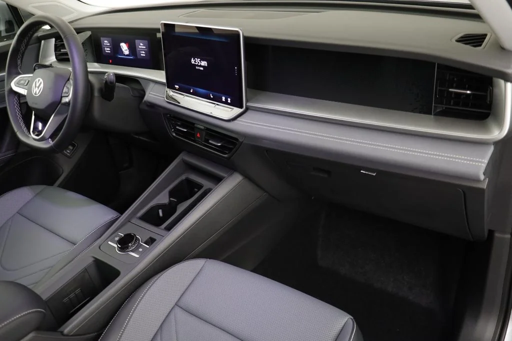2026 Volkswagen Tiguan SE - Photo 20